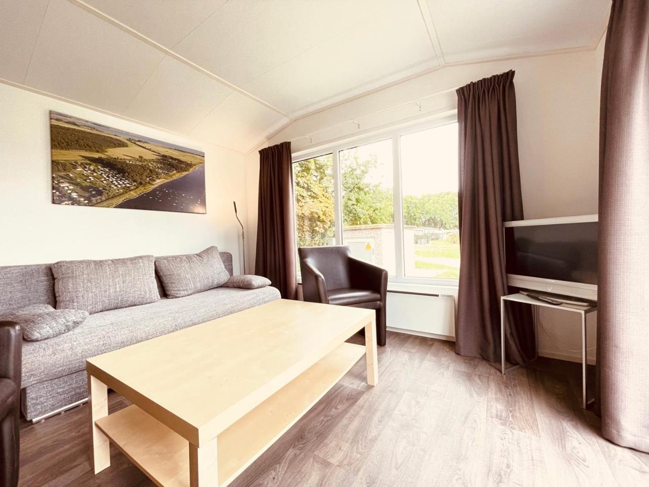 Regenbogen Suhrendorf Hotell Ummanz Exteriör bild